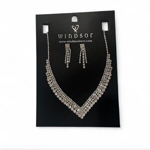 Windsor Dazzling Silver Necklace and Earring Set
